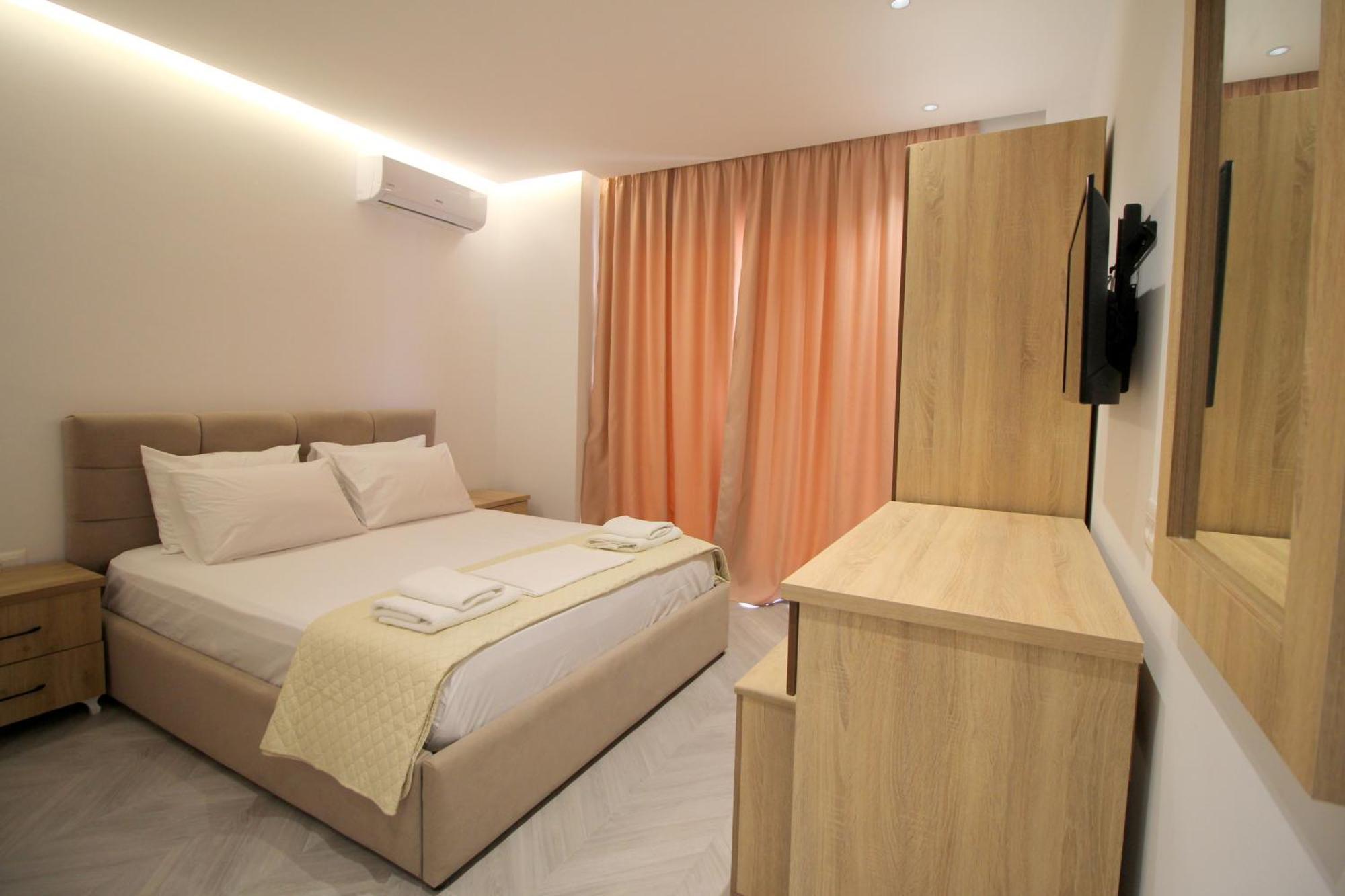 Noa Boutique Hotel Ksamil Habitación foto